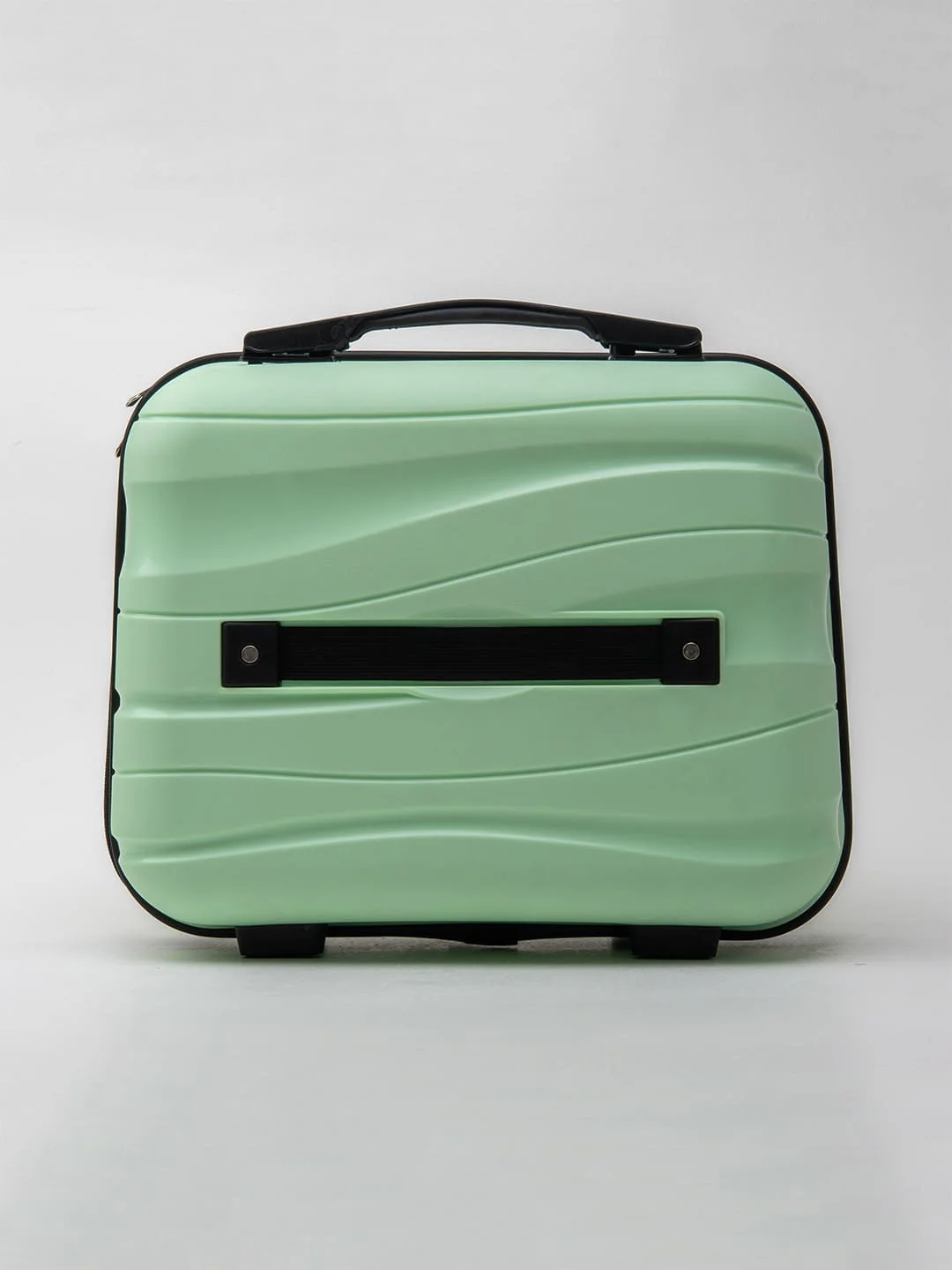 SHOECASE - Image 9