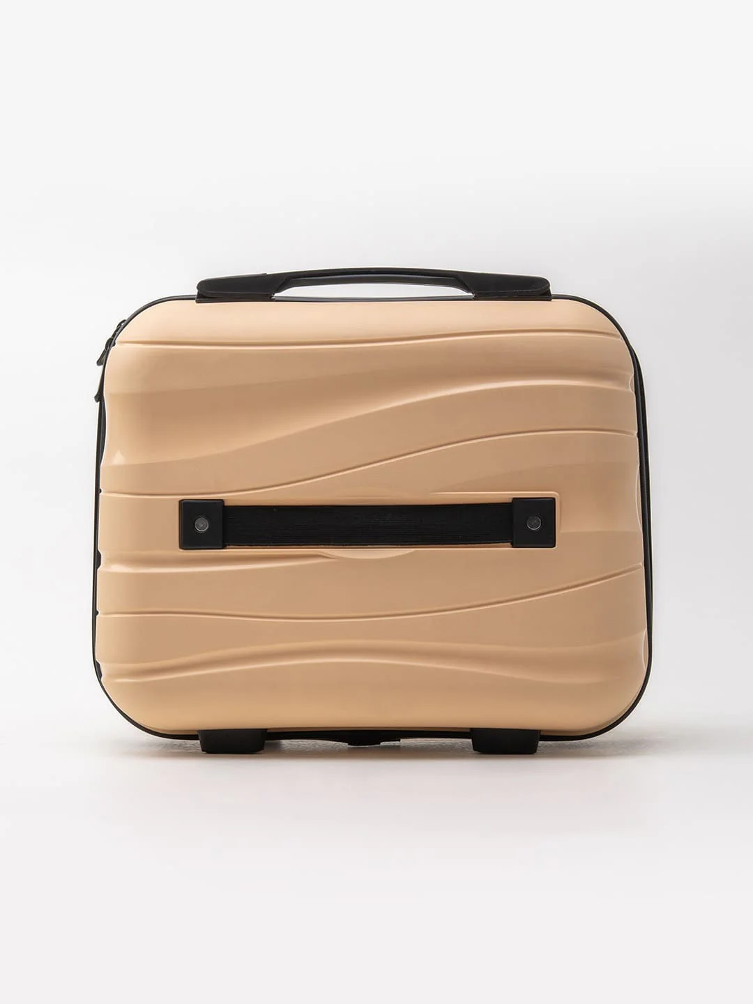 SHOECASE - Image 8